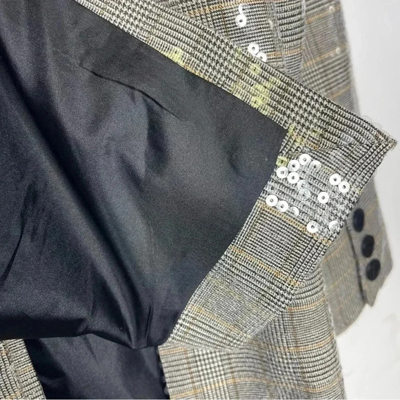 Maeve Silver Sequin Blazer - Picture 5 of 11